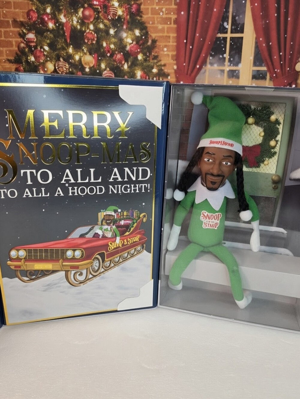 Snoop Dogg Snoop on the Stoop "A Hood Tradition" Christmas (Collectible New)